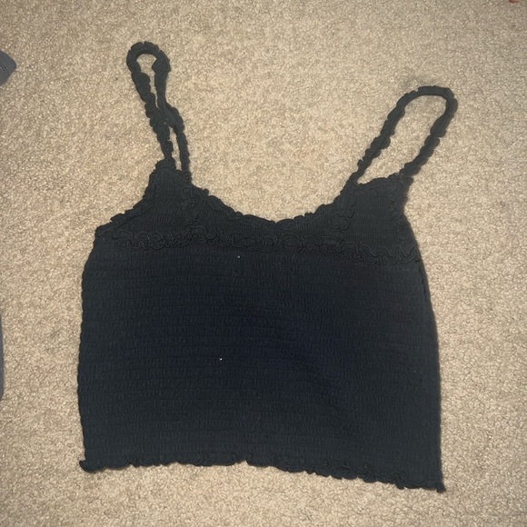 basic minimal ruffled tank from hollister - Picture 2 of 6